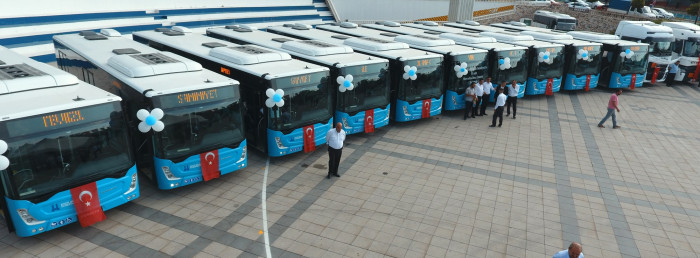 Başkan Mehmet Sekmen flosuna 19 ara&ccedil; daha kattı..