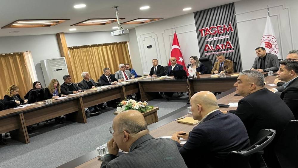 Mersin tarımı faydalı b&ouml;cekle biyolojik m&uuml;cadeleye odaklandı
