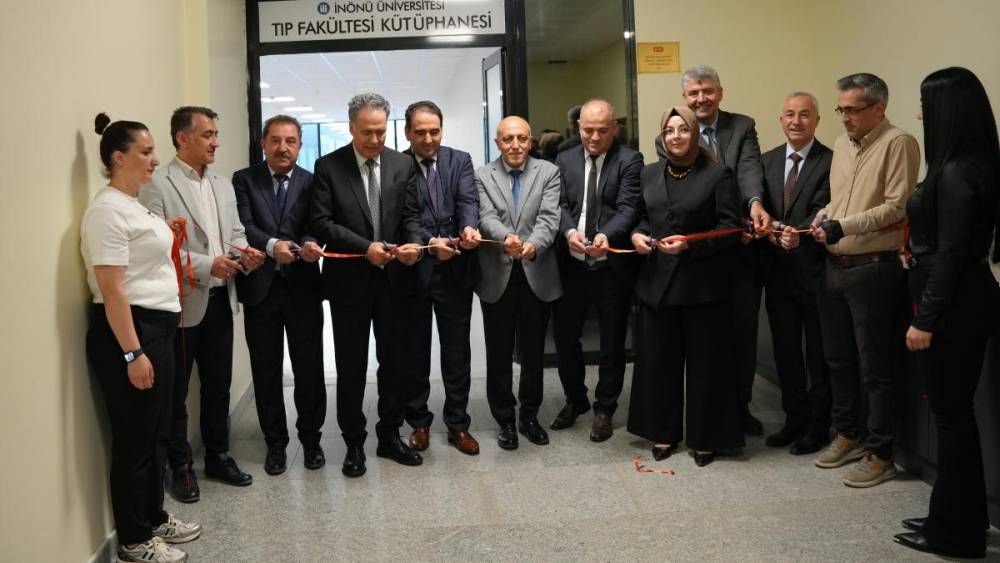 Onkoloji Hastanesinde &ouml;ğrenciler i&ccedil;in modern ve donanımlı k&uuml;t&uuml;phane hizmete a&ccedil;ıldı
