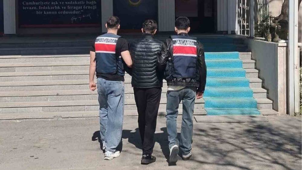 Kırıkkale&rsquo;de 12 yıl hapis cezasıyla aranan h&uuml;k&uuml;ml&uuml; yakalandı
