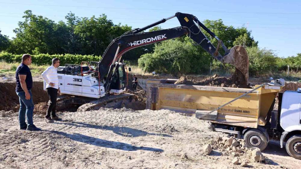 Ak&ccedil;adağ&rsquo;da 50 yataklı &Ouml;ğretmenevi&rsquo;nin temel &ccedil;alışmaları başladı
