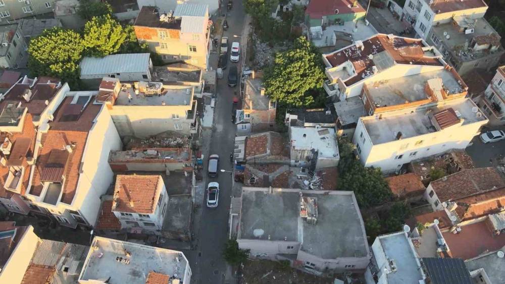 &Ccedil;anakkale&rsquo;de organize su&ccedil; &ouml;rg&uuml;t&uuml; &ccedil;&ouml;kertildi: 7 tutuklama
