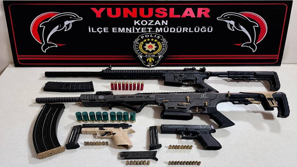 Adana polisi silah ele ge&ccedil;irdi
