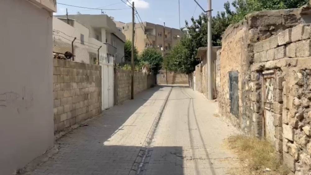 Mardin&rsquo;de eve giren maskeli kişilerin saldırısına uğrayan yaşlı kadın ağır yaralandı

