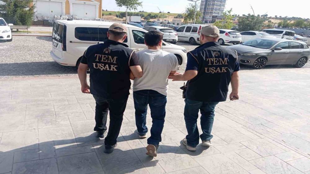 Uşak&rsquo;ta FET&Ouml; firarisi h&uuml;k&uuml;ml&uuml; yakalandı

