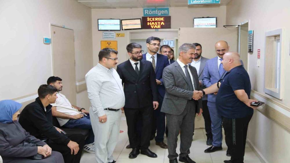 Erzurum il sağlık m&uuml;d&uuml;r&uuml; meral, ağız ve diş sağlığı merkezini inceledi
