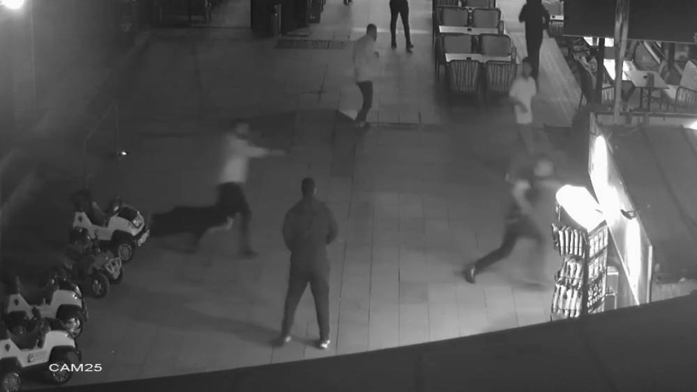 Abi ve kardeşin &ouml;ld&uuml;r&uuml;ld&uuml;ğ&uuml; anlara ilişkin yeni g&ouml;r&uuml;nt&uuml;ler ortaya &ccedil;ıktı
