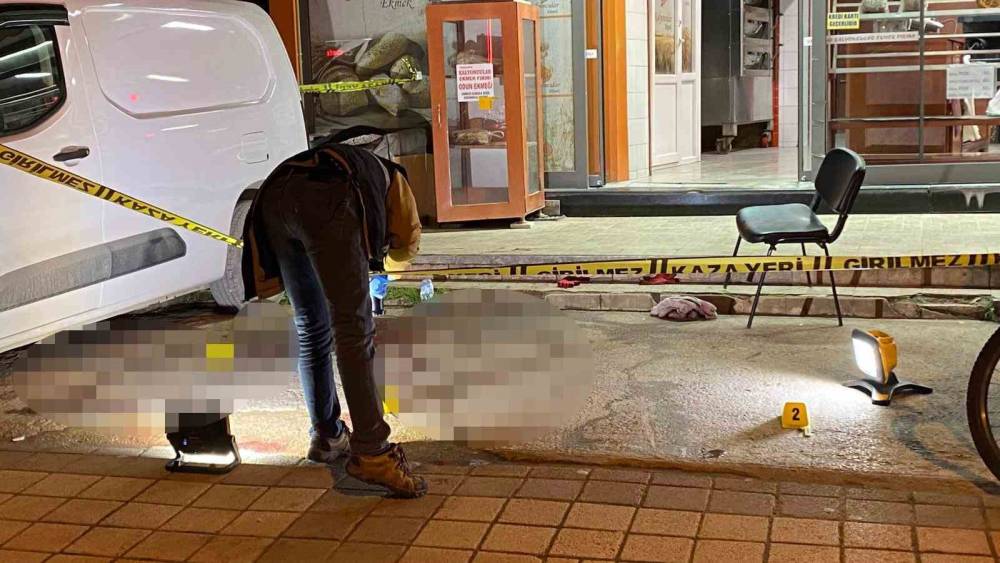 Pide sırasındaki husumetlisini vuran ş&uuml;pheli tutuklandı
