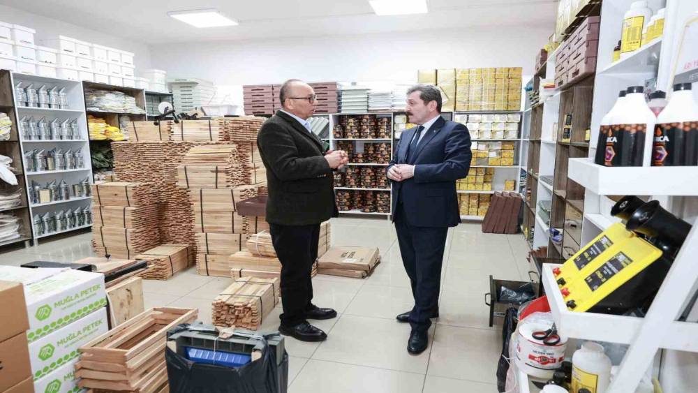 Samsun&rsquo;da 2025&rsquo;te bin 12 ton bal ve 38 ton bal mumu &uuml;retildi
