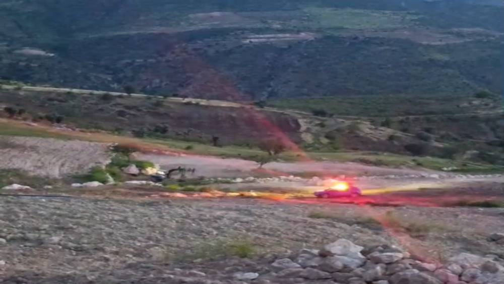 Siirt&rsquo;te y&uuml;rek burkan kaza: Babasının kullandığı kep&ccedil;enin altında kalan minik &ccedil;ocuk hayatını kaybetti
