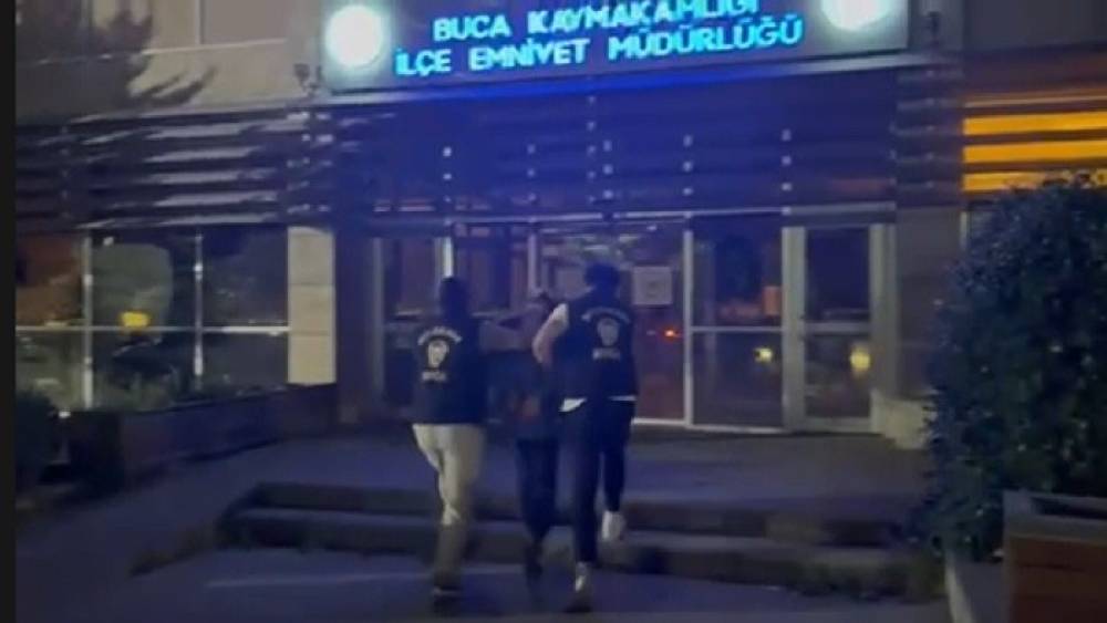 Yarım asırdan fazla hapis cezası ile aranıyordu, kıskıvrak yakalandı
