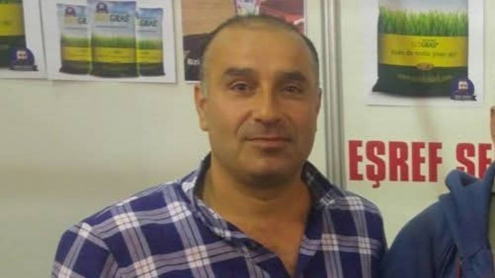 Foseptik &ccedil;ukurunda telef olan hayvanlarını kurtarmak isterken hayatını kaybetti
