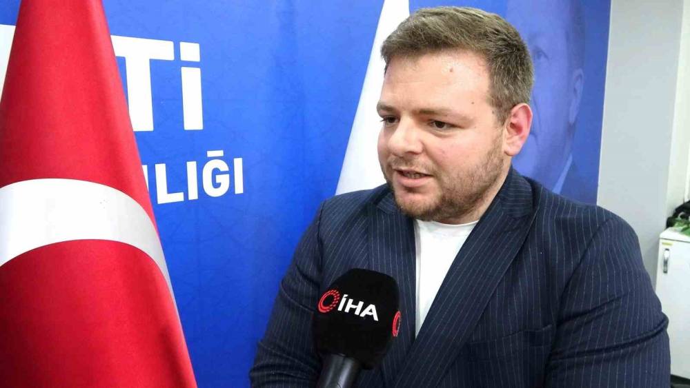 AK Parti K&uuml;tahya İl Gen&ccedil;lik Kolları Başkanı G&ouml;ktekin g&ouml;revinden istifa etti
