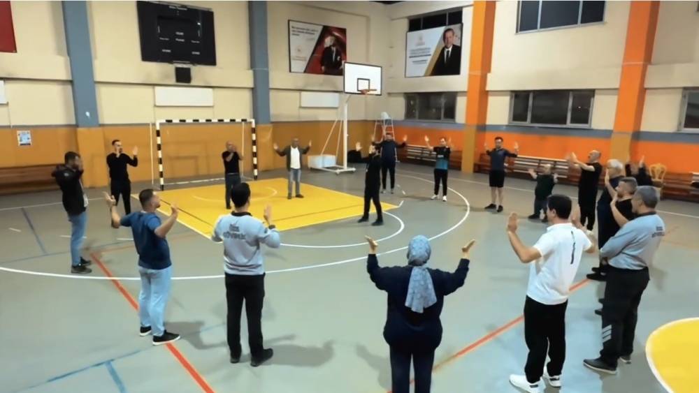 Y&uuml;ksekova&rsquo;da "Mahallemde Hareket Var" etkinliğine yoğun ilgi

