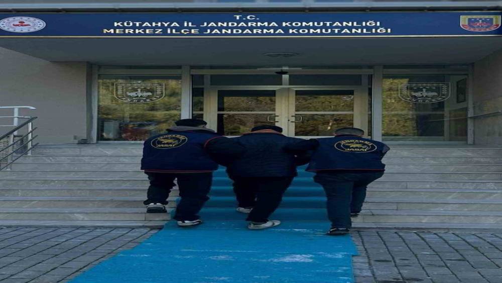 K&uuml;tahya&rsquo;da aranan 114 şahıs yakalandı
