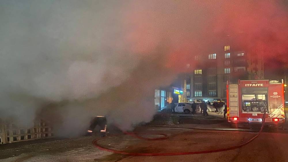 Malatya&rsquo;da konteyner yangını
