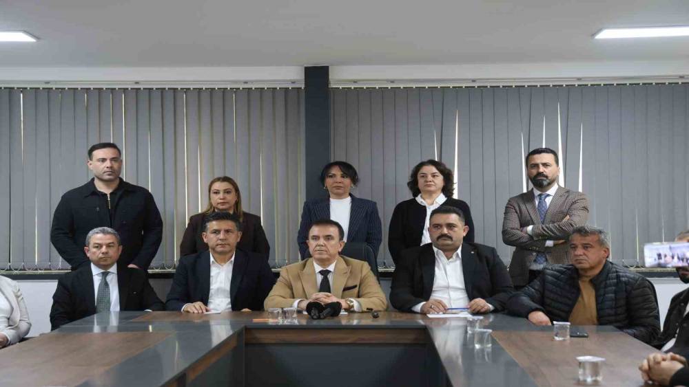 Kozan Belediye Başkanı Atlı&rsquo;dan sahte fotoğraf iddialarına sert tepki: "Hukuki s&uuml;re&ccedil; başlatıldı"
