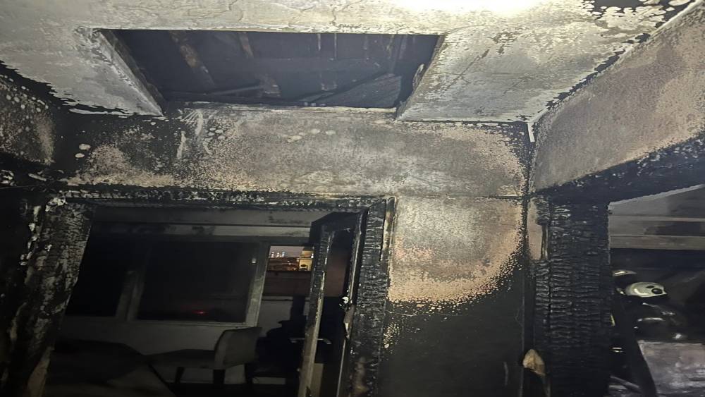 İzmir&rsquo;de elektrikli soba yangını: 1,5 yaşındaki &ccedil;ocuk hayatını kaybetti
