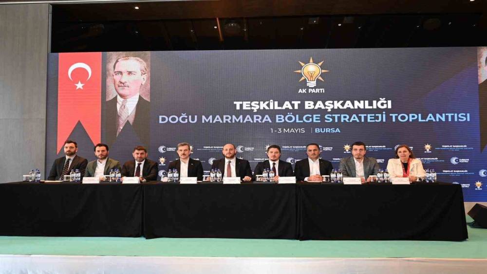 AK Parti Teşkilat Başkanı B&uuml;y&uuml;kg&uuml;m&uuml;ş: "Siyaseti koltuk kapma oyunu olarak g&ouml;rmedik"
