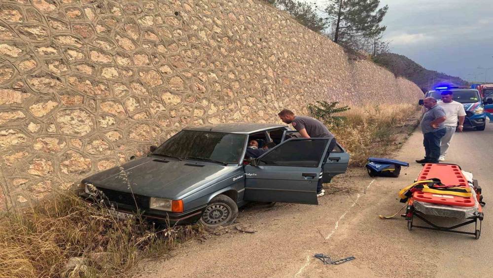 Otomobil şarampole u&ccedil;tu: 1 yaralı
