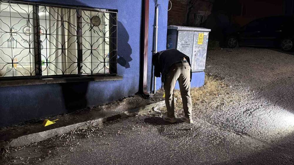 Eskişehir&rsquo;de kundaklama girişimi: Saldırgan kayıplara karıştı
