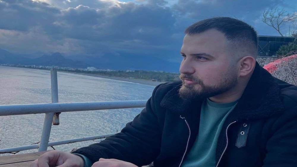 D&uuml;ğ&uuml;n&uuml;ne g&uuml;nler kala kalbinden bı&ccedil;aklanıp &ouml;ld&uuml;r&uuml;lm&uuml;şt&uuml;: Babasının s&ouml;zleri duruşmaya damga vurdu
