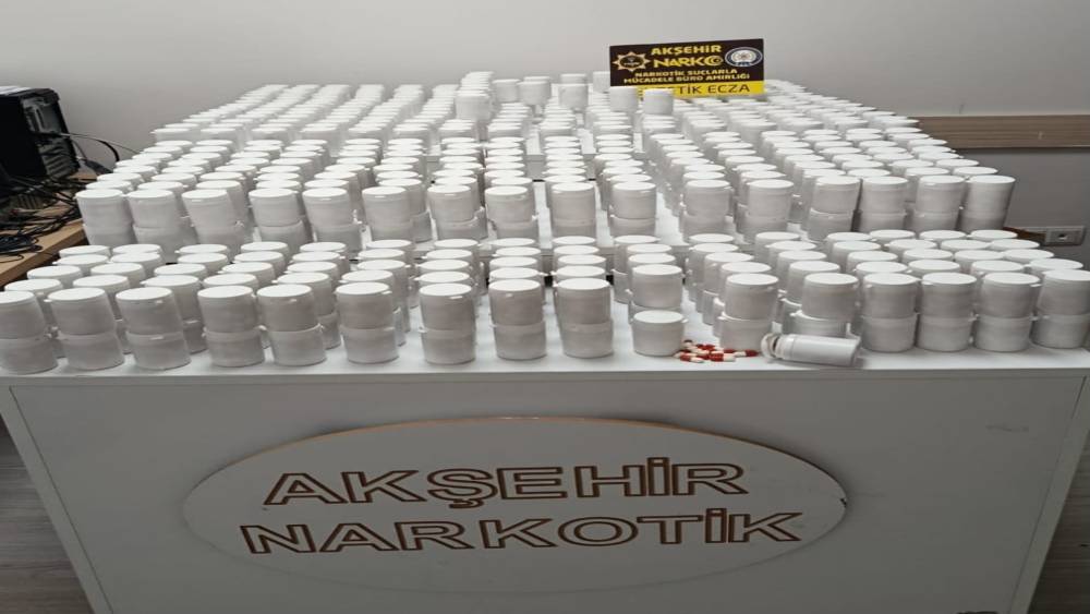Akşehir&rsquo;de uyuşturucu operasyonu: 38 bin hap ele ge&ccedil;irildi
