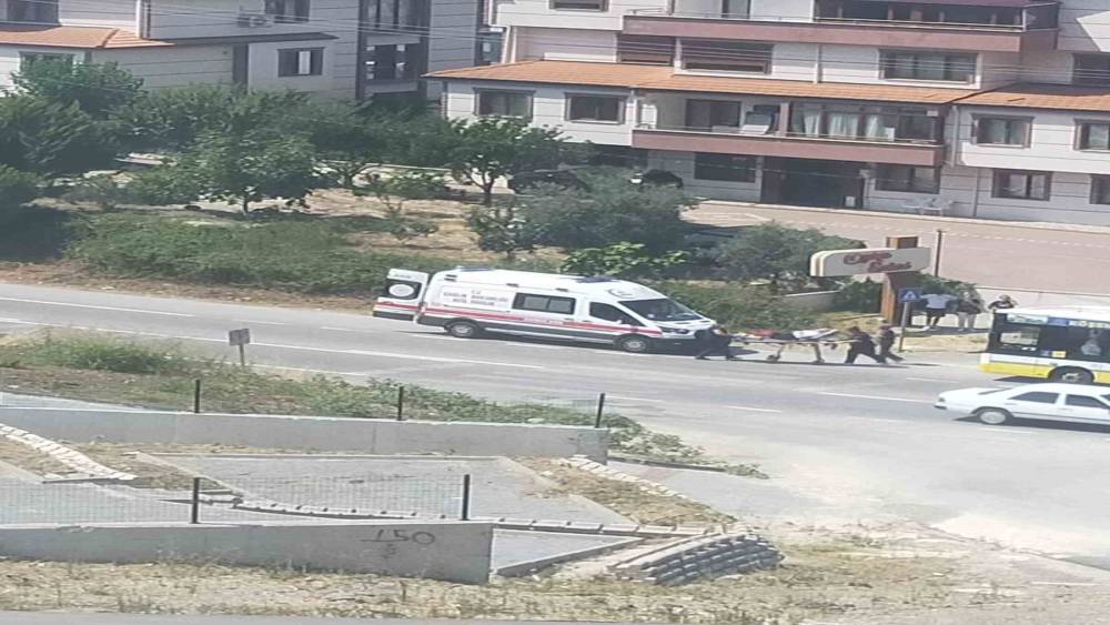 Gemlik&rsquo;te otob&uuml;ste fenalaşan yolcu hastaneye kaldırıldı
