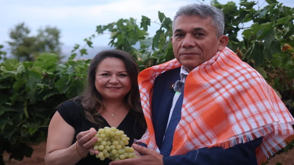 Başkan Hakan&rsquo;dan ilgin&ccedil; benzetme; "4 il&ccedil;enin &uuml;z&uuml;m&uuml; 1 Osimhen etmiyor"
