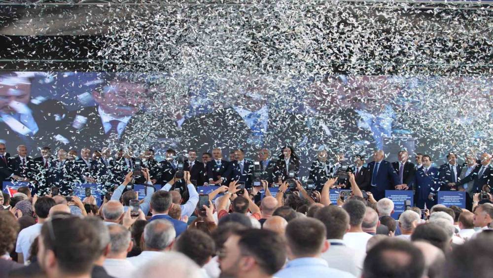 Bakan Uraloğlu: "Samsun &Ccedil;arşamba Havalimanı&rsquo;nın kapasitesini 3 milyon yolcuya &ccedil;ıkaracağız"

