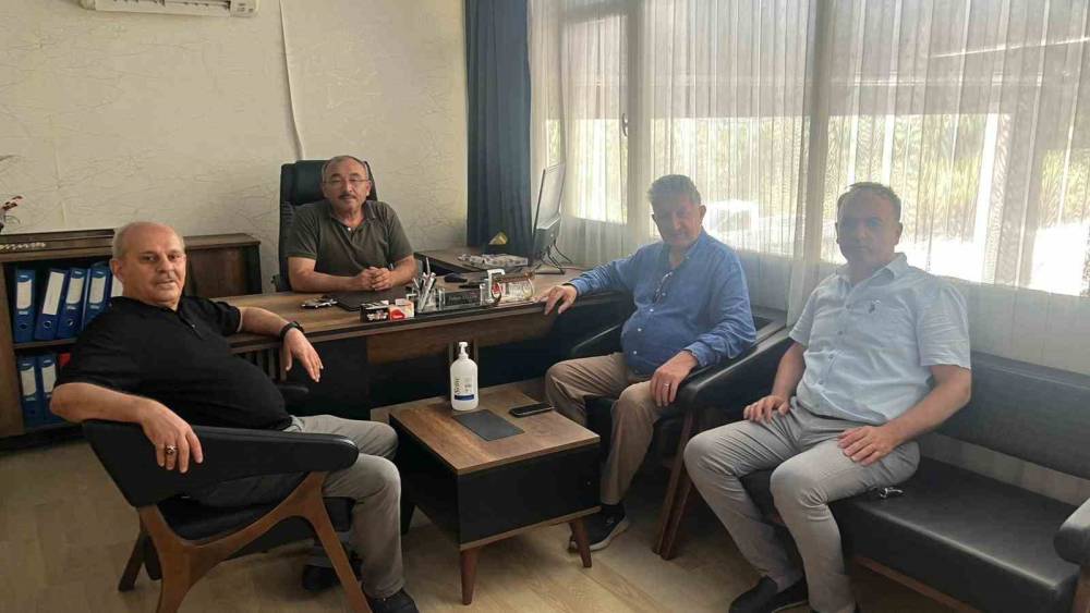 Başkan Arslan, incir t&uuml;ccarları ile g&ouml;r&uuml;şt&uuml;
