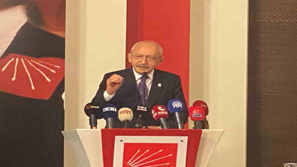 CHP Genel Başkanı Kılı&ccedil;daroğlu: "Eğer iş yerinde bir gen&ccedil; kaza ge&ccedil;iriyorsa, onun hakkı teslim edilmiyorsa bir sorun var demektir"
