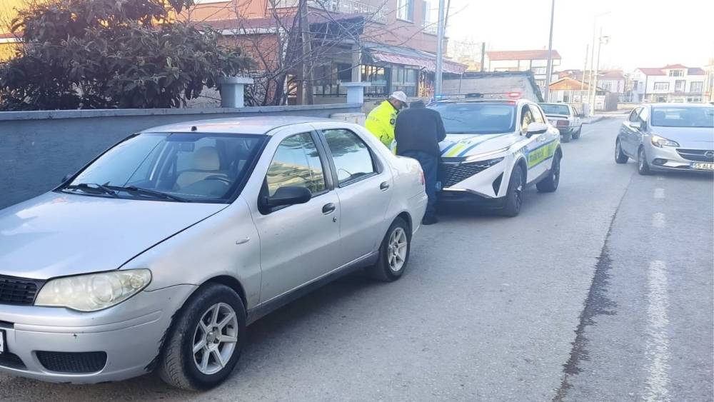 Ala&ccedil;am&rsquo;da korsan taksi denetimi
