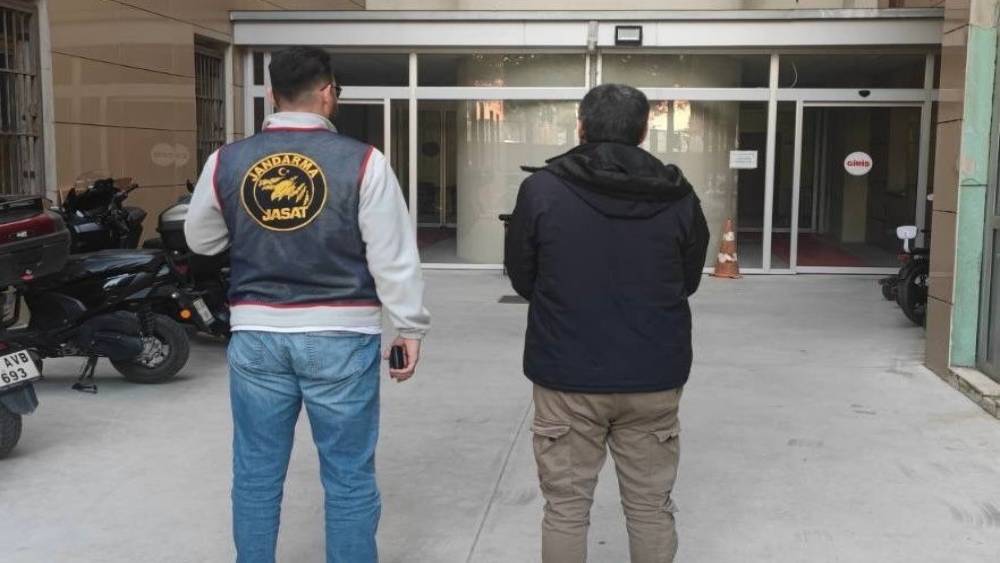 Jandarmadan ka&ccedil;amadılar
