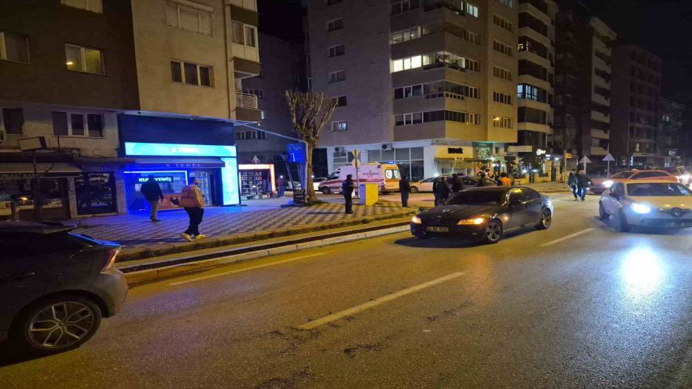 Otomobilin &ccedil;arptığı bisikletli kadın yaralandı
