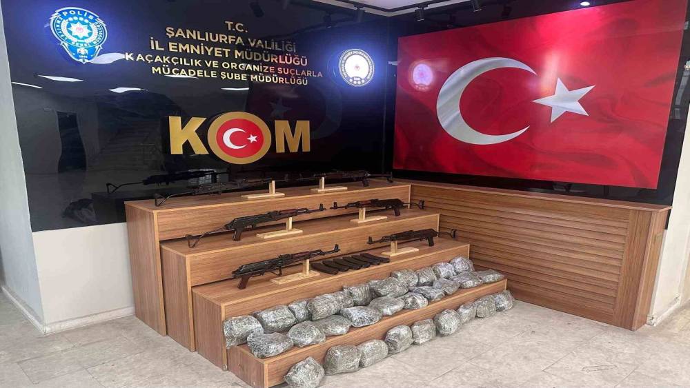 Şanlıurfa&rsquo;da silah ve uyuşturucu operasyonu: 2 tutuklama
