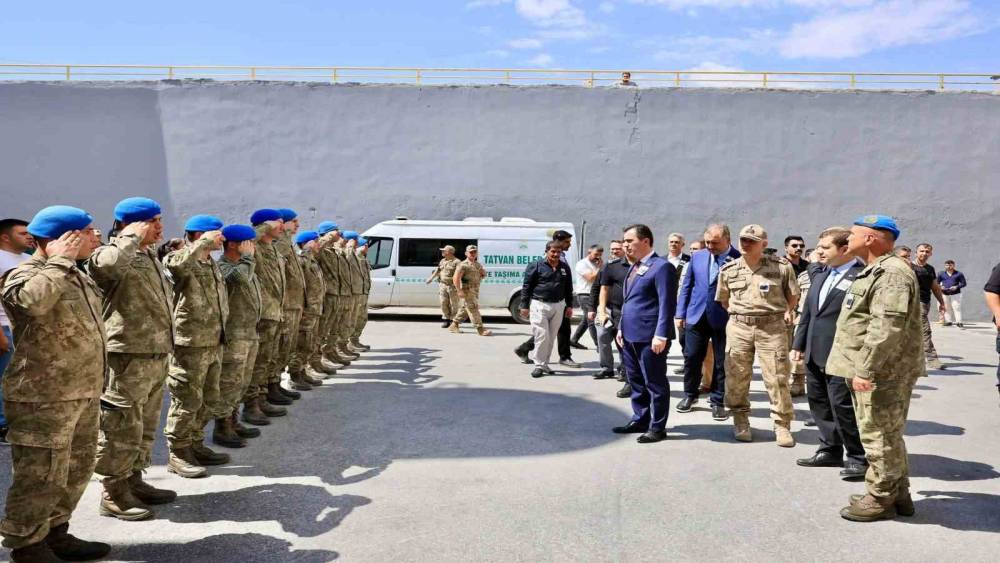 Kazada hayatını kaybeden uzman &ccedil;avuş i&ccedil;in t&ouml;ren d&uuml;zenlendi
