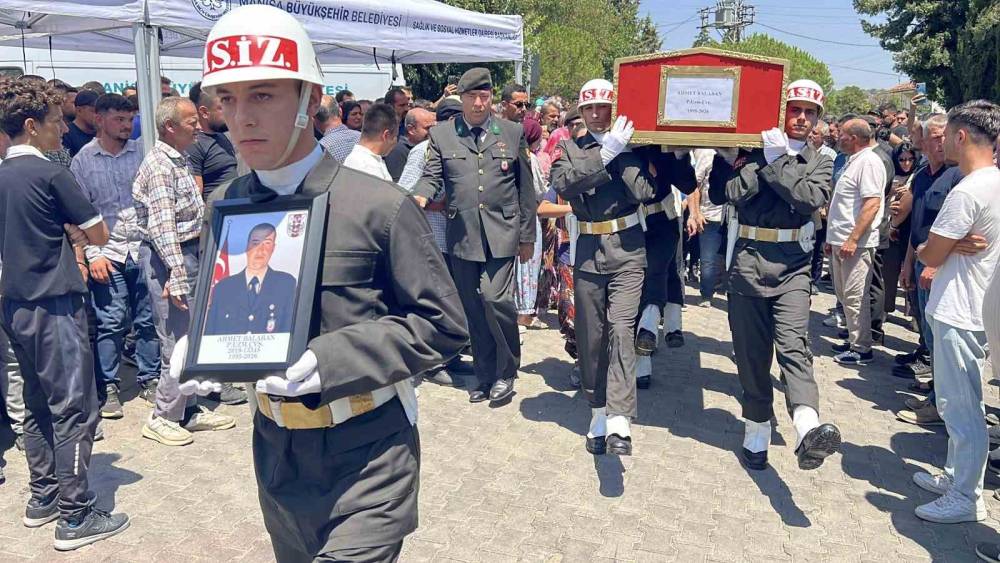 Trafik kazasında vefat eden uzman &ccedil;avuş toprağa verildi
