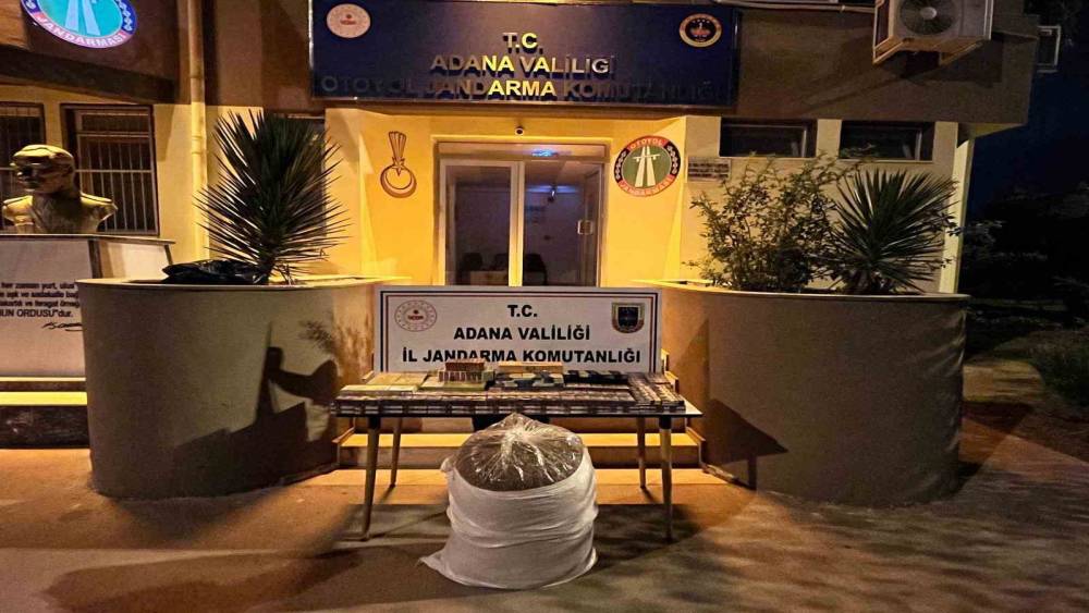 Jandarmadan ka&ccedil;ak t&uuml;t&uuml;n operasyonu: 2 g&ouml;zaltı
