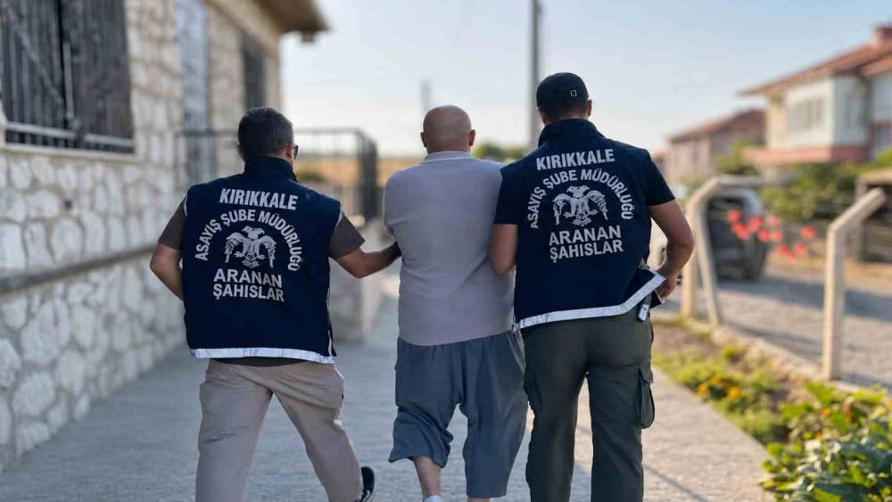 Otel kayıtlarıyla sahte rota &ccedil;izdi: Kendini başka şehirde g&ouml;steren firarinin ka&ccedil;ış planını polis bozdu
