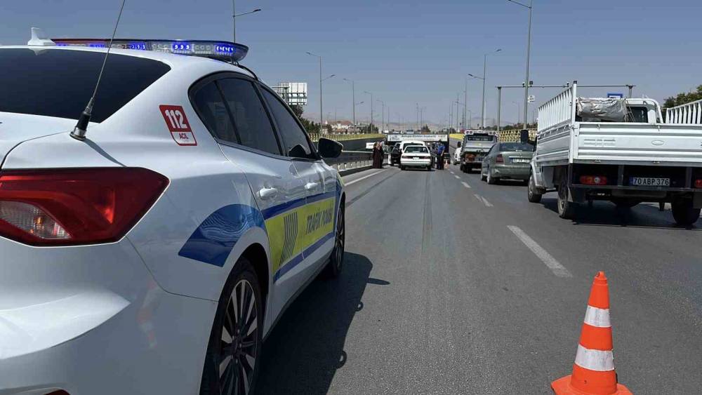 Konya&rsquo;da 6 ara&ccedil;lı zincirleme kaza: 1 yaralı
