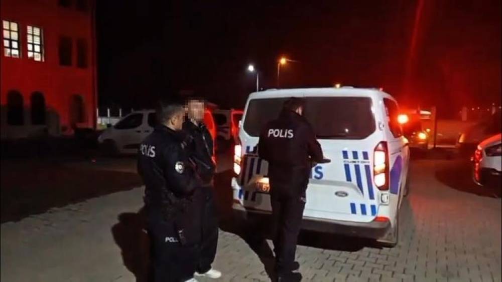 &Ccedil;aycuma&rsquo;da gece saatlerinde film gibi kovalamaca kamerada: 366 bin TL ceza kesildi
