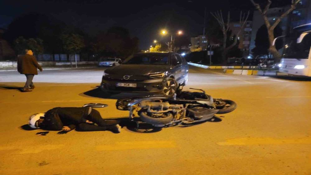 Aydın&rsquo;da trafik kazası: 2 yaralı
