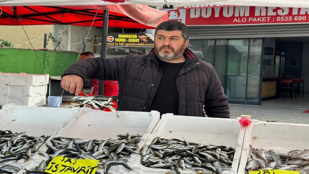 Zonguldak&rsquo;ta tezgahlarda istavrit bolluğu: Kilosu 100 liradan satılıyor
