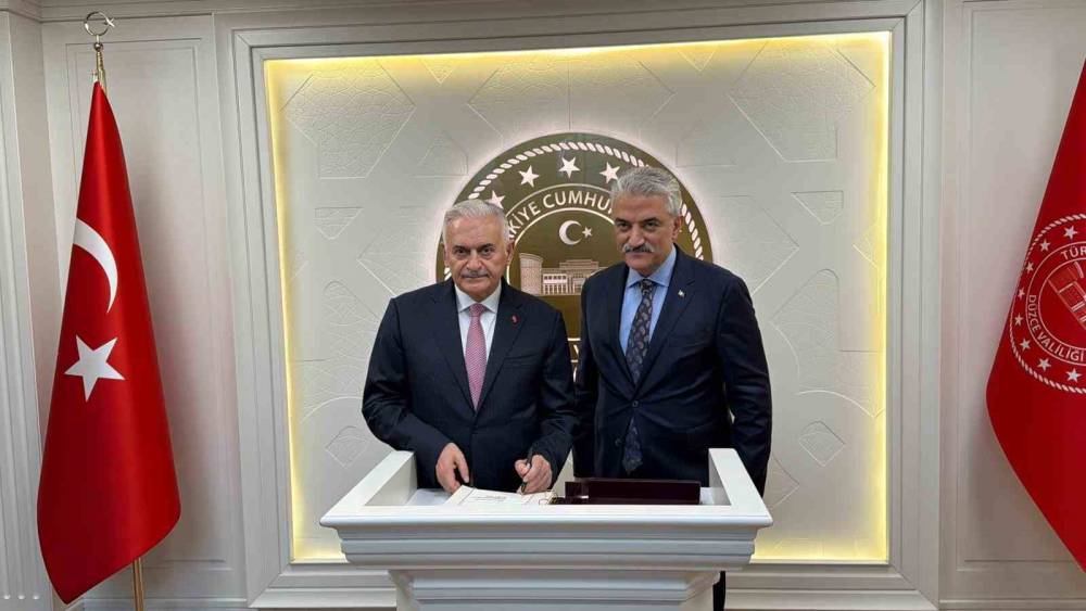 Binali Yıldırım: "D&uuml;zce evimize İstanbul&rsquo;un Avrupa yakasından daha yakın"
