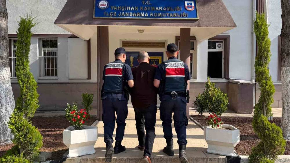 Kırıkkale&rsquo;de aranan 4 h&uuml;k&uuml;ml&uuml; yakalandı
