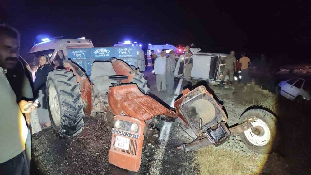 Şanlıurfa&rsquo;da zincirleme trafik kazası: 3 yaralı
