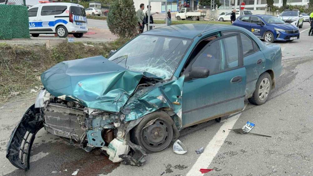 Samsun&rsquo;da zincirleme kaza: 2 yaralı
