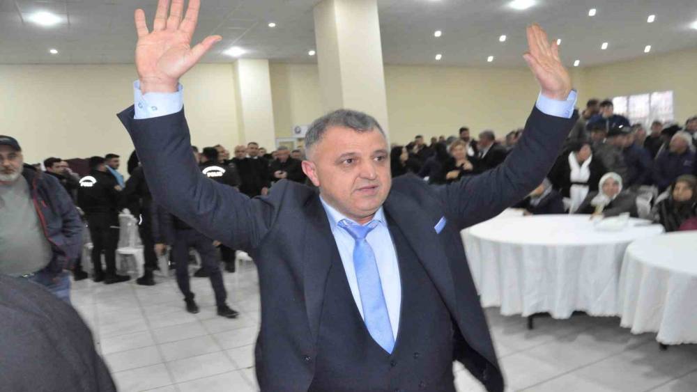 Salihlili manavlar Osman G&ouml;l&rsquo;e emanet
