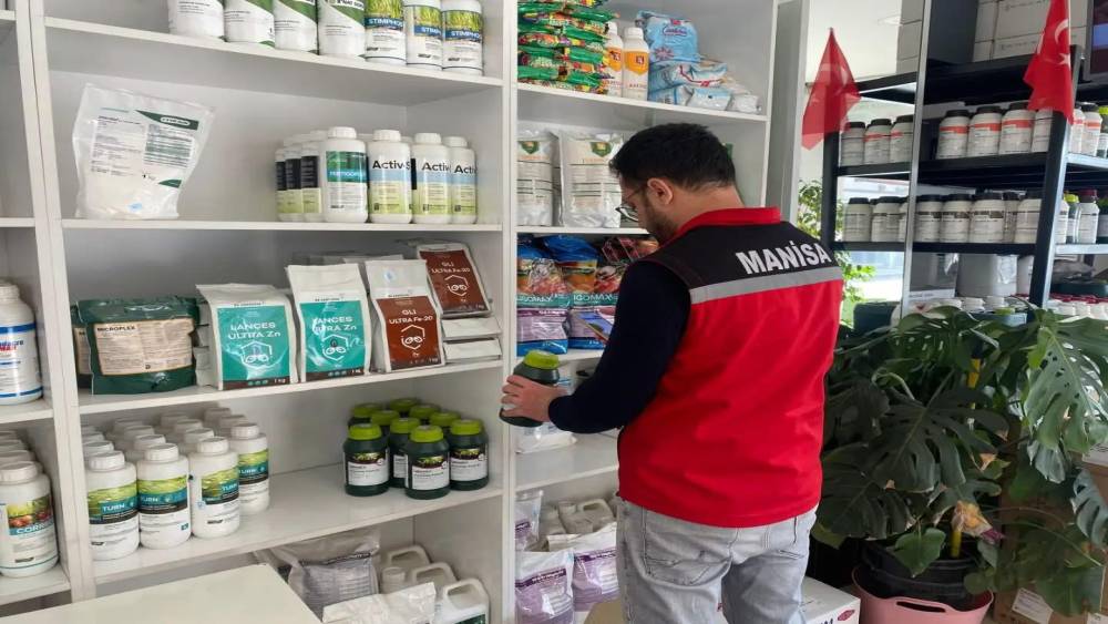 Sarıg&ouml;l&rsquo;de g&uuml;bre ve zirai ila&ccedil; satış noktaları denetlendi
